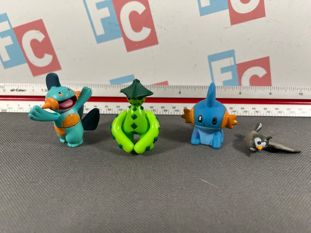 Pokemon Hasbro Marshtomp Cacturne Mudkip Starly 2004 Figures Lot 2″ Set of 4