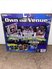 1999 WWE JAKKS PACIFIC SMACKDOWN STONE COLD STEVE AUTSIN TRIPLE H VINTAGE SEALED