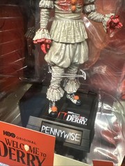 Pennywise Bloody (IT: Welcome to Derry) 6″ Posed Figure McFarlane Toys In Hand