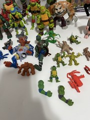 Huge Teenage Mutant Ninja Turtles Lot – 31 Figures & Mixed Accessories