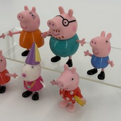 Lot of 7, 2003 Pepa Pig Figures, multiple characters see pics