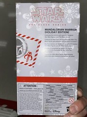 STAR WARS “MANDALORIAN WARRIOR (HOLIDAY EDITION)” BLACK SERIES 6″ FIGURE – F5305