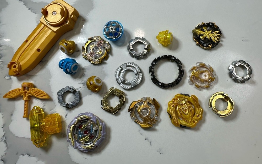Beyblade Burst Turbo Lot Gold Takara Tomy And accessories