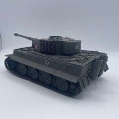 N A0129 D12 Ultimate Soldier 21st Century 1:32 WWII German Panzer Tiger I Tank
