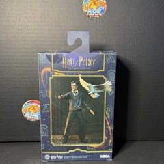 NIB – NECA Harry Potter The Legacy Collection Harry Potter Action Figure