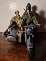 Ultimate Soldier 21st Century Toys WWII German Motorcycle with Figures