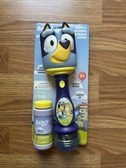 BLUEY LIGHTS & SOUNDS BUBBLE WAND