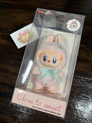 LABUBU THE MONSTERS – MOKOKO – Close to Sweet Pendant – Popland Exclusive
