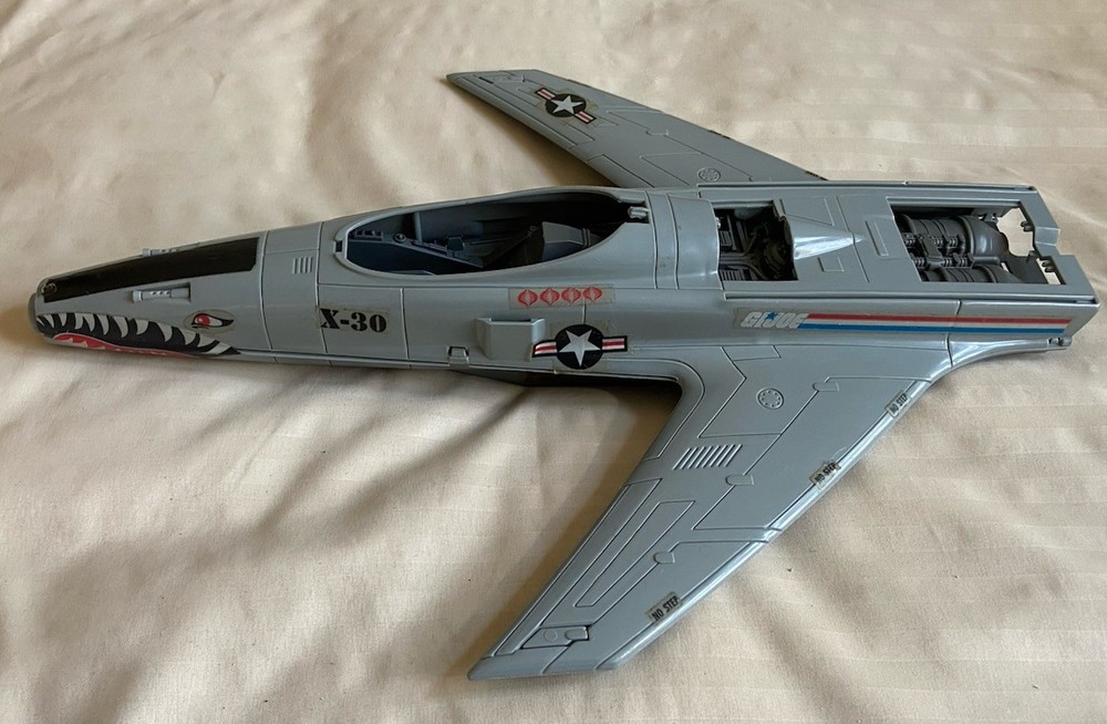 Vtg 1986 Hasbro G.I. Joe X-30 Gray Conquest Fighter Jet Aircraft Toy Airplane