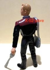 Star Trek Voyager Lt Tom Paris Con Officer figure w Trading Card