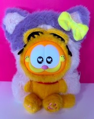 Garfield Fluffy Friends Club Crossbody Bag Customer Pick New