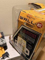 Disney Pixar Thinkway Ultimate Wall E WITH Box READ DESCRIPTION