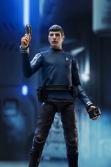 Hiya Toys Star Trek 2009 Spock 4.5″ Action Figure (1:18 Scale)