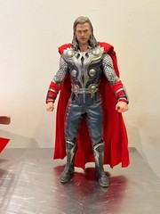 Hot Toys Movie Masterpiece 1/6 Scale Figure: The Avengers – Thor – Multicoloured