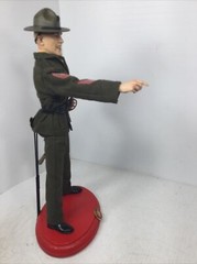 1/6 USMC MARINE GUNNERY SERGEANT R LEE ERMEY IN FULL DRESS GREENS SWORD & STAND