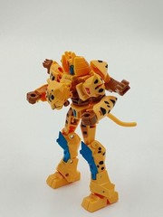 Transformers Cyberverse Adventures CHEETOR Figure