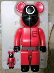 MEDICOM TOYx Squid Game Guard “Circle” BE@RBRICK 100% and 400% figure set