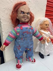Bride of Chucky 24 in Life Size Doll Set Chucky & Tiffany Prop Spirit Halloween
