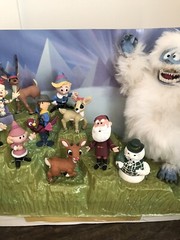 Rudolph The Red-Nosed Reindeer BUMBLE & FRIENDS 12 Figures Memory Lane 2002 +EXT