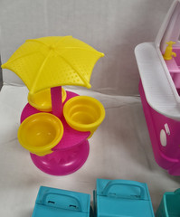 Shopkins GLITZI Ice Cream Truck Food Fair Moose Toys 56112 some accessories