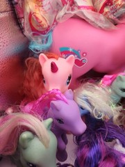 HUGE Lot Of 32 My Little Pony Assorted Vintage – Various New Age + 1 Large Fakie