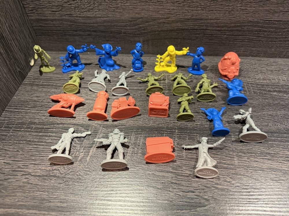Fall Out 76 – Nanoforce Army Builder Figure Lot Of 25- Loose 2018