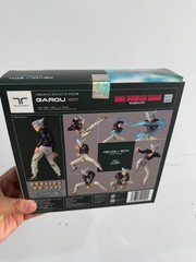 Kaiyodo Revoltech Amazing Yamaguchi Garou One Punch Man Figure w/Bonus In Hand