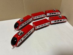 PLARAIL Red Fliner P001 Series Electric Train Set 2 Formations Deluxe