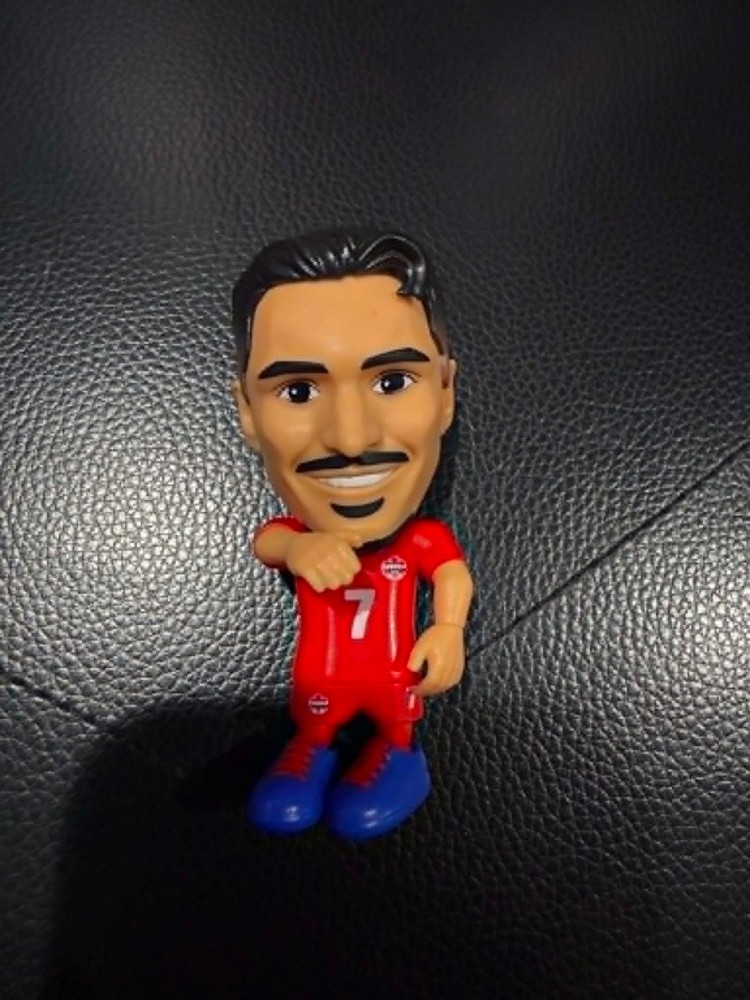 ZURU FIFA World Cup 2026 Ballers Stephen Eustaquio #7 Canada Figure Series 1