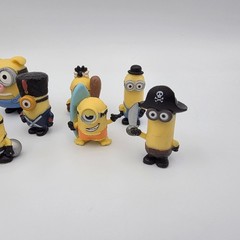 17 Despicable Me Minions Mixed Lot Set Mini Figures Plastic Rubber Yellow Blue