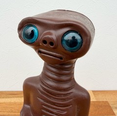 E.T. The Extra-Terrestrial 1982 France Fabrique De Bourgogne Soft Vinyl Figure