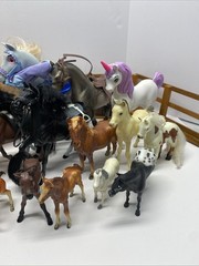 Lot Of 23 Toy Horse Figurines Toys W/ Fencing Accessories Random Assortment