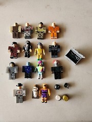 Roblox Toys Action Mini Figures And Accessories