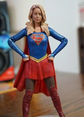 DC Collectibles CW Supergirl Melissa Benoist TV Custom action Figure 7” loose