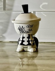 CanBot Clutter 3oz Series 1 AP Artist Proof Modern Hero by MADL Signed