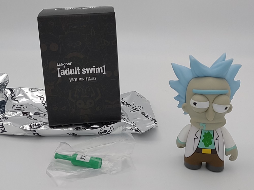 Kidrobot Adult Swim Series 2 Inebriated/Drunk Rick 3″ Vinyl Mini Figure