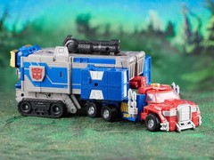Transformers Legacy Evolution Commander Class Armada Universe Optimus Prime US