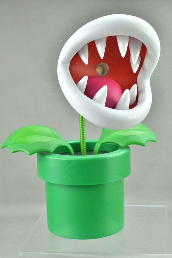 Paladone Super Mario Piranha Plant Posable Lamp Battery Power