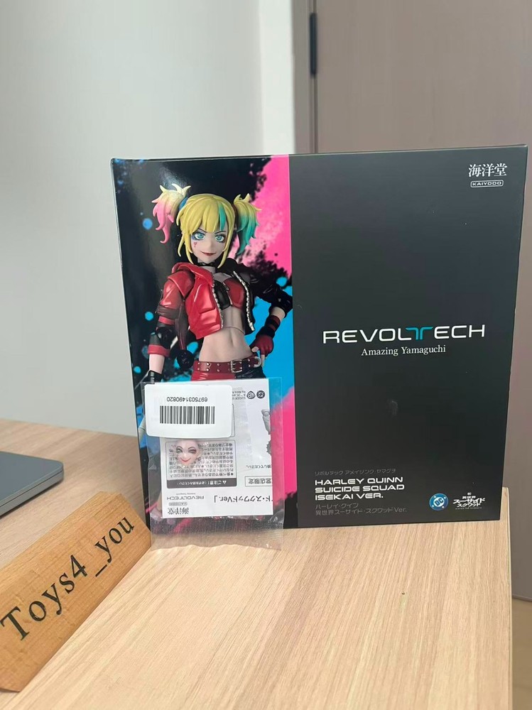Kaiyodo Revoltech Harley Quinn Suicide Squad Isekai Ver. w/bonus New In Stock