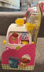 Moose Toys Shopkins Scoops Ice Cream Truck Playset New In The Box