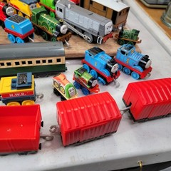 Huge Thomas & Friends Trains Lot Die Cast & Plastic Engines Cars Coaches