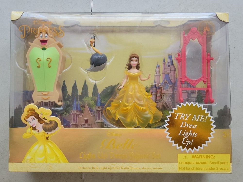 NEW DISNEY PRINCESS BELLE LIGHT UP DRESS FIGURE SET BEAUTY & THE BEAST! Q1