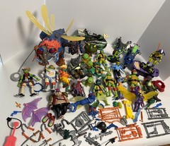 Lot of 25 TMNT Mutant Mayhem Action Figures + Weapons Accessories