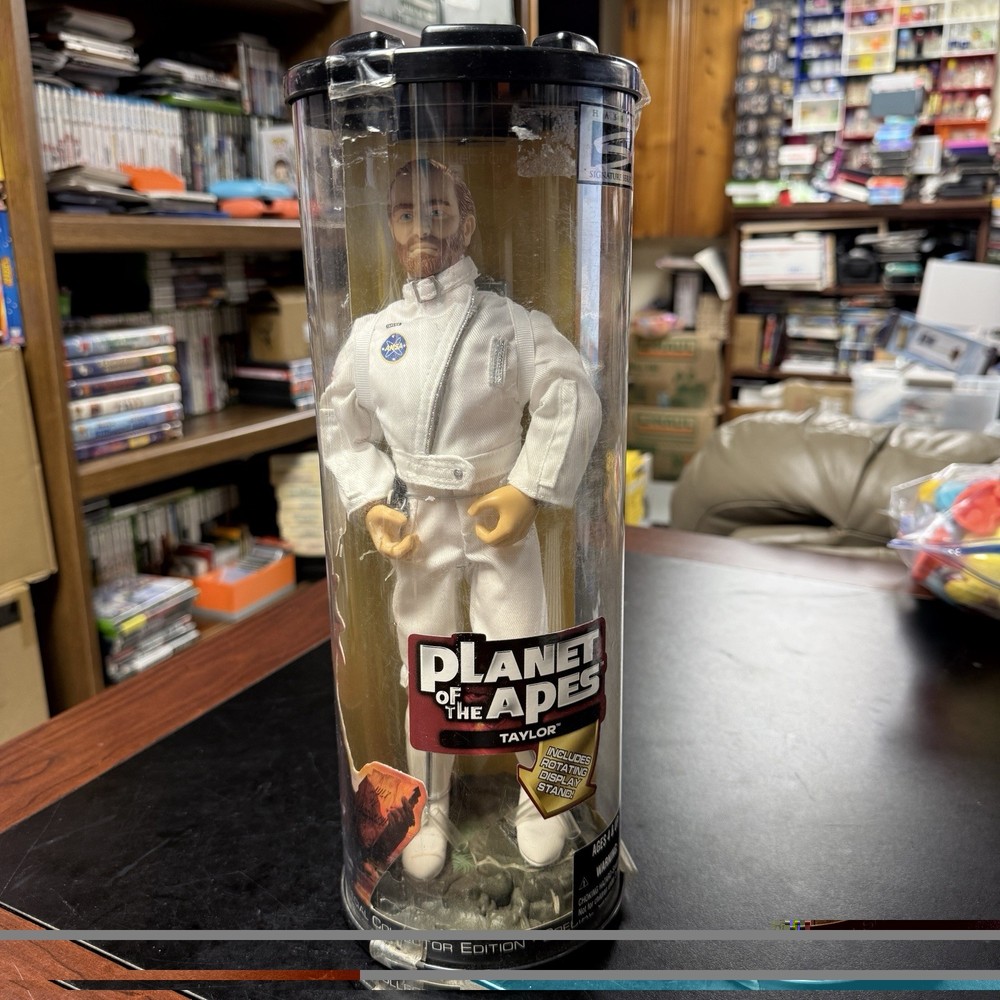 Planet of the Apes Taylor 12 Action Figure & Stand 1999 Hasbro Signature Series