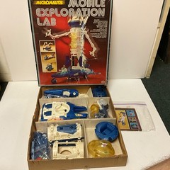 Vintage 1976 Mego Micronauts Mobile Exploration Lab Playset w/ Instructions