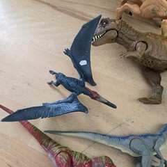 Jurassic World Dinosaurs LOT OF 15 TOTAL DINOS 3 FIGURES See photos