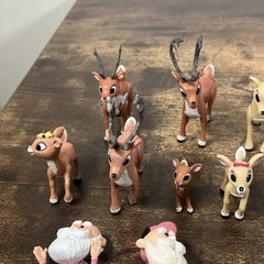 Lot of 17 Rudolph the Red Nosed Reindeer Island of Misfit Toys Figures