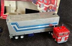 G1 1984 OPTIMUS PRIME • T4 STAMP COMPLETE w/BOX ART • VINTAGE G1 TRANSFORMERS
