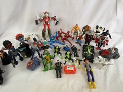 Batman Push Friction Action Figure 8″PLUS 31 Other Random Figures SEE PICS