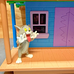 Tom & Jerry Tricky Trap House Vintage VERY RARE Toy Playset Playhouse